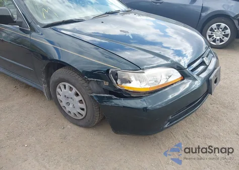 2001 Honda Accord Value Package z USA, uszkodzony, nr VIN 1HGCF86601A057981